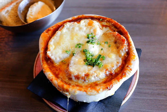 思い出のホテルレストラン風  プレミアム オニオングラタンスープ 